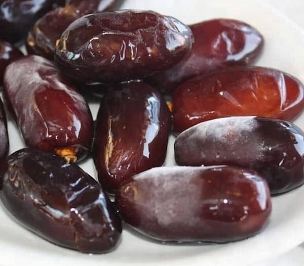 تصویر 2 از خرما مضافتی اعلاء با کالری و انرژی بالا